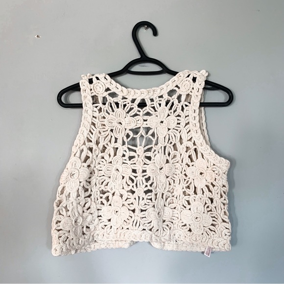 Anthropologie • Crochet Vest - Picture 5 of 5